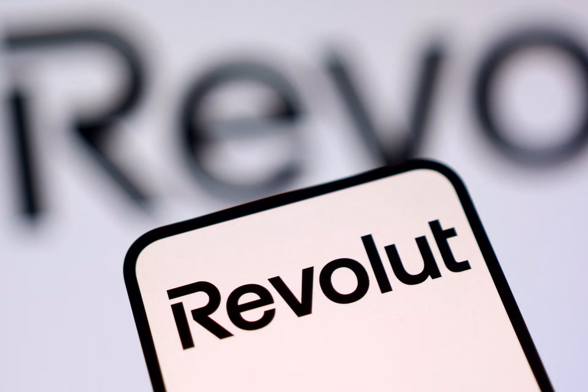 Revolut Pays ID Replacement Costs for 680 Exposed Customers